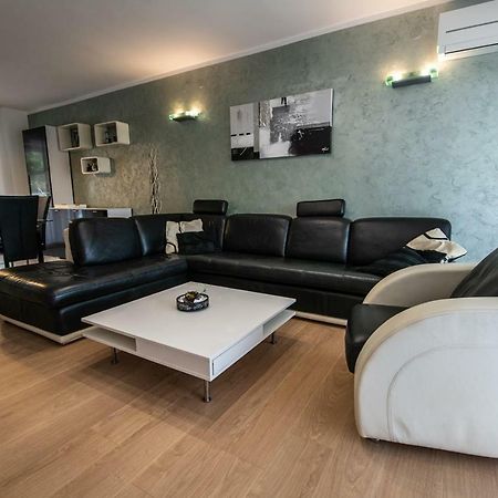 Cave Romane Apartment With Private Pool And Sea View Vinkuran Exterior photo