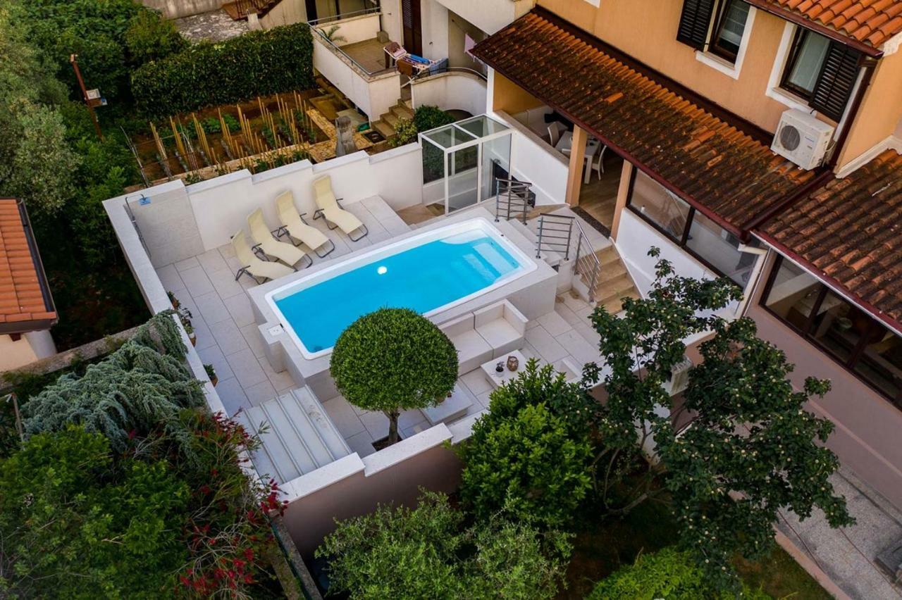 Cave Romane Apartment With Private Pool And Sea View Vinkuran Exterior photo