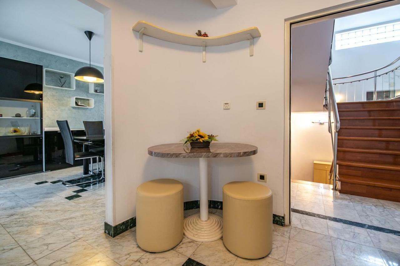 Cave Romane Apartment With Private Pool And Sea View Vinkuran Exterior photo
